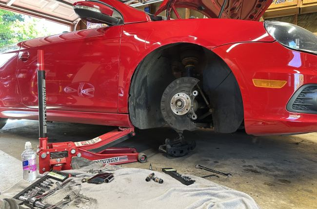 2012 Eos 18z front Brakes.