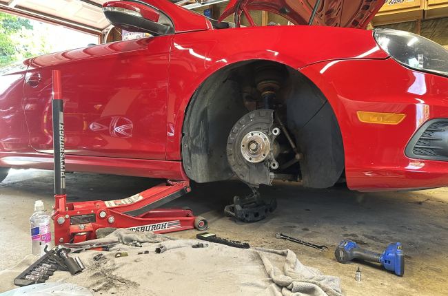 2012 Eos 18z front Brakes.